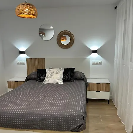 Del Carmen Apartamento *